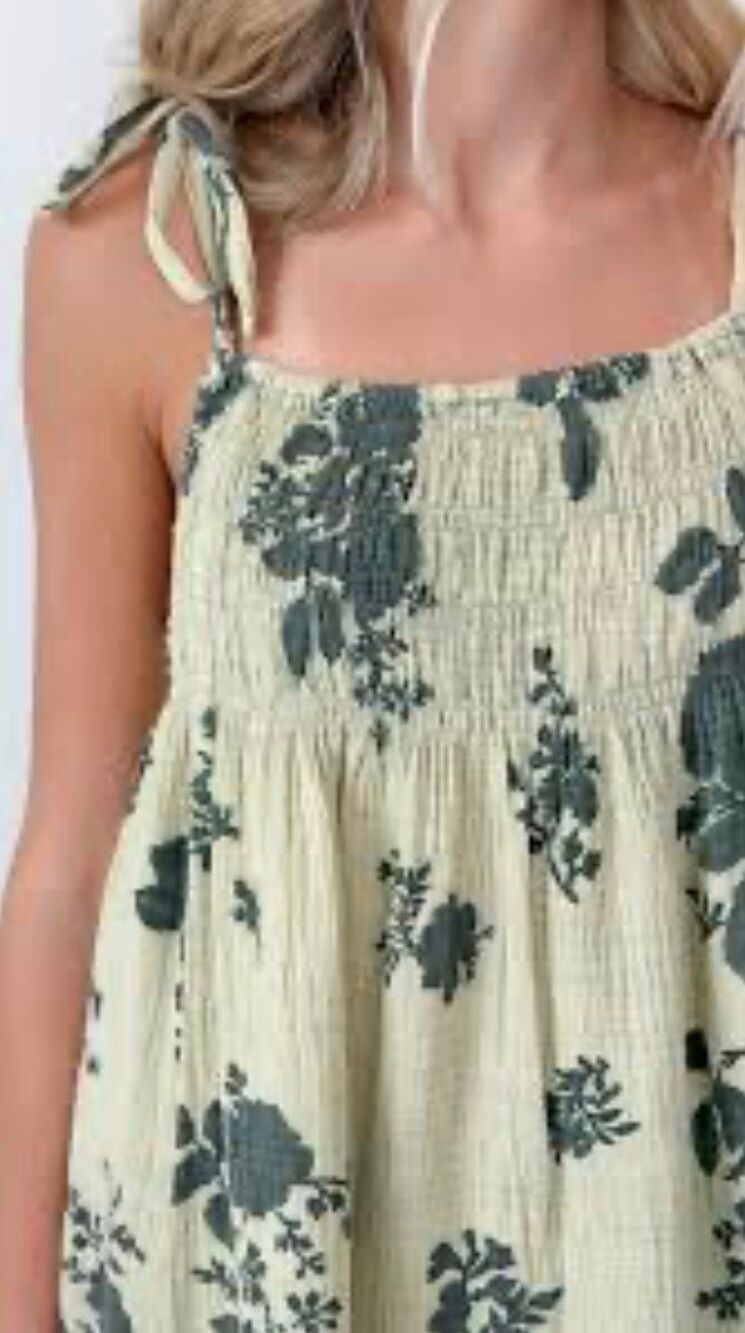 Oli & Hali Floral Dress Size S